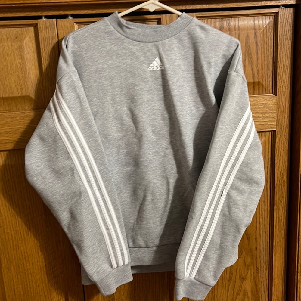 Mens Adidas Crewneck, NWOT